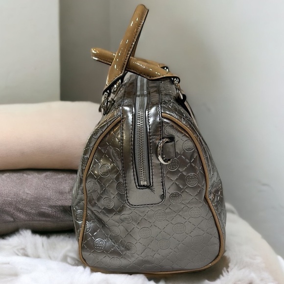 Dana Buchman gray silver satchel bag w/tan patent leather trim & handles - Picture 9 of 16